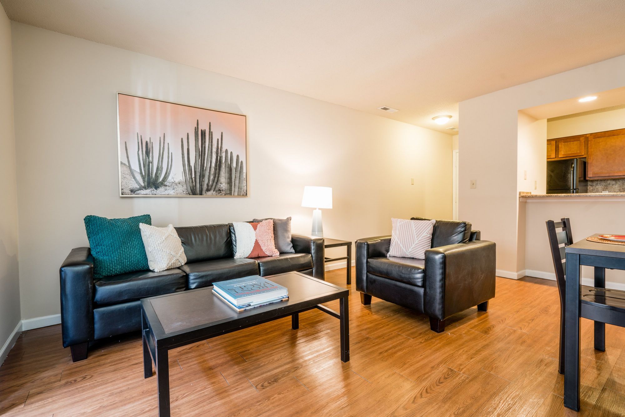 418_309 Daniel Living Room 1