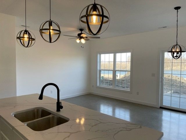 3301 Stoneway - 10
