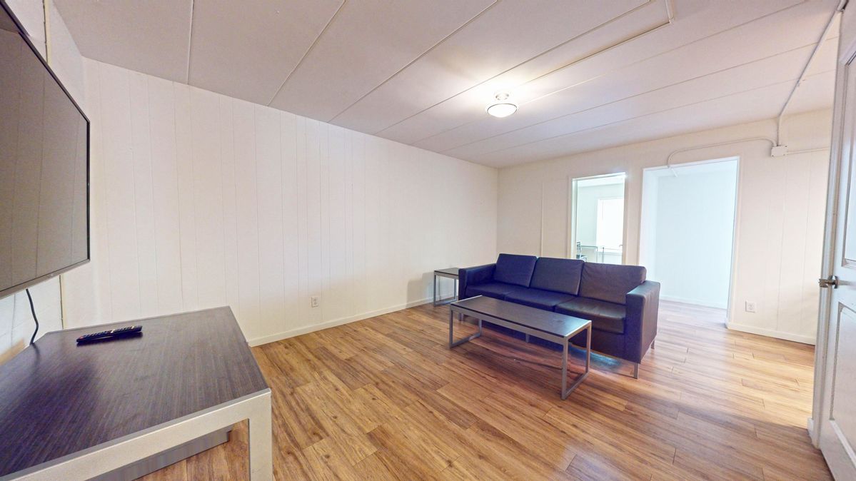 204-E-Clark-St-A-08202024_213259