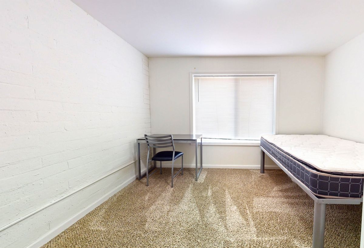 204-E-Clark-St-A-08202024_213327