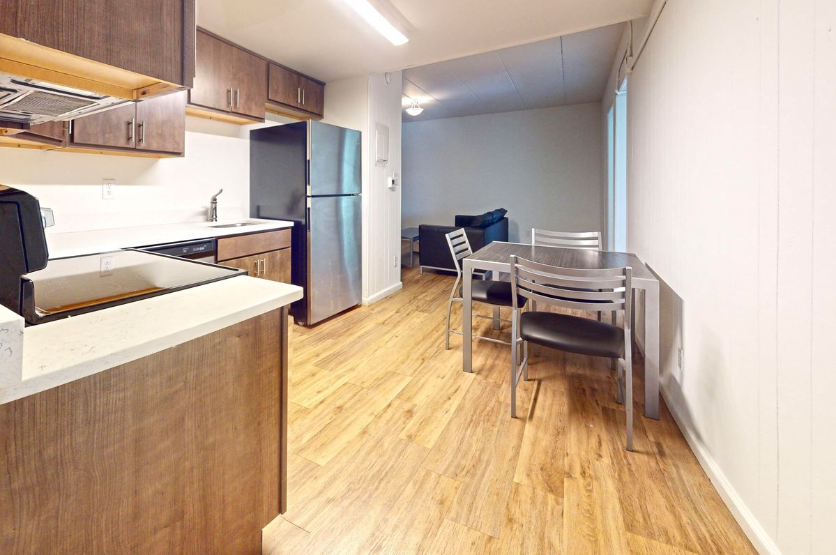 204-E-Clark-St-A-Kitchen