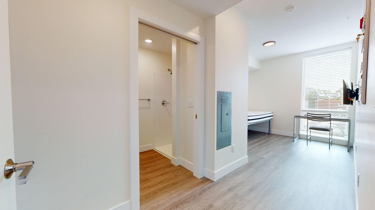 108-E-Clark-401-08202024_205747