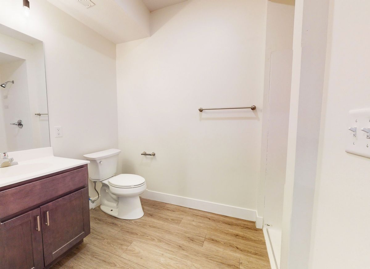 208-E-Clark-204-08202024_210317