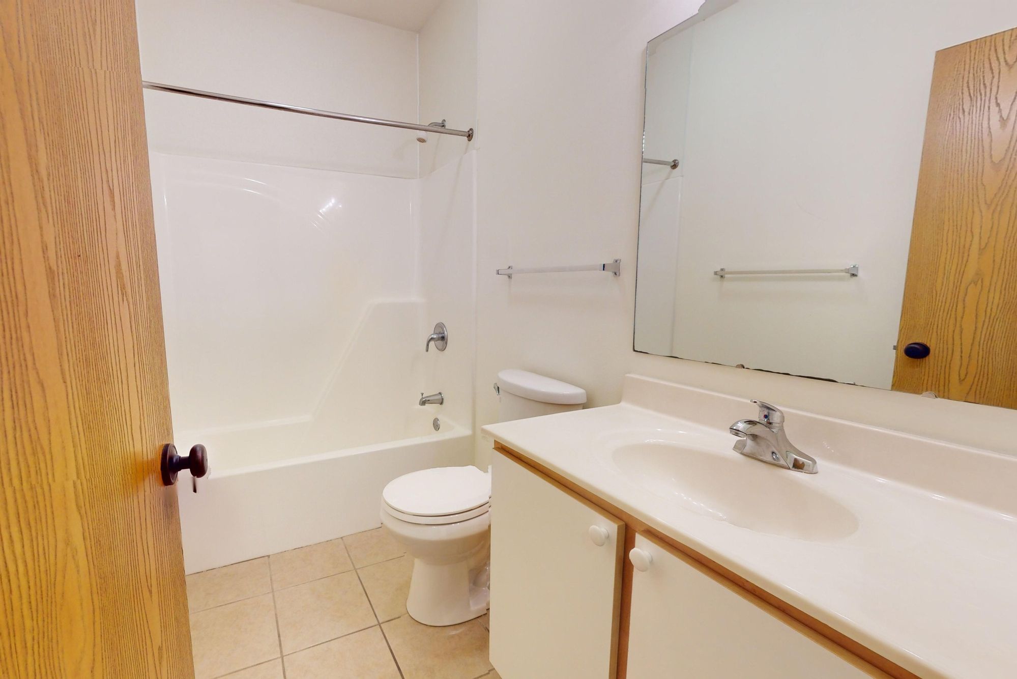 301-S-Fourth-St-301-08202024_213926