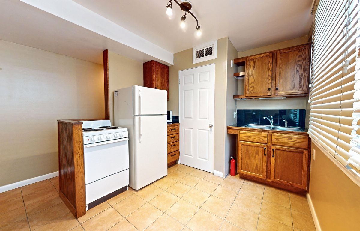 508-E-Stoughton-104-08312024_145908