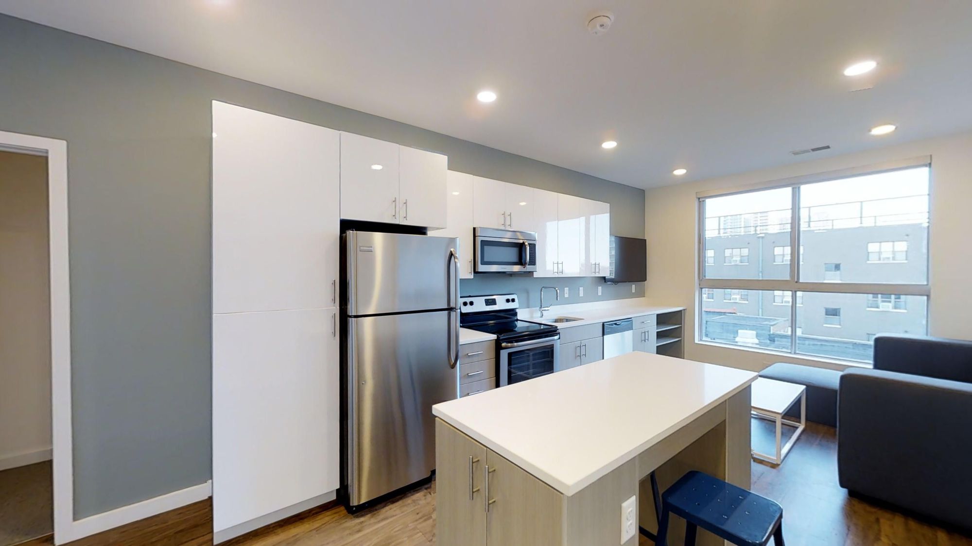 1008-S-Fourth-2bd1bth-10212019_110757