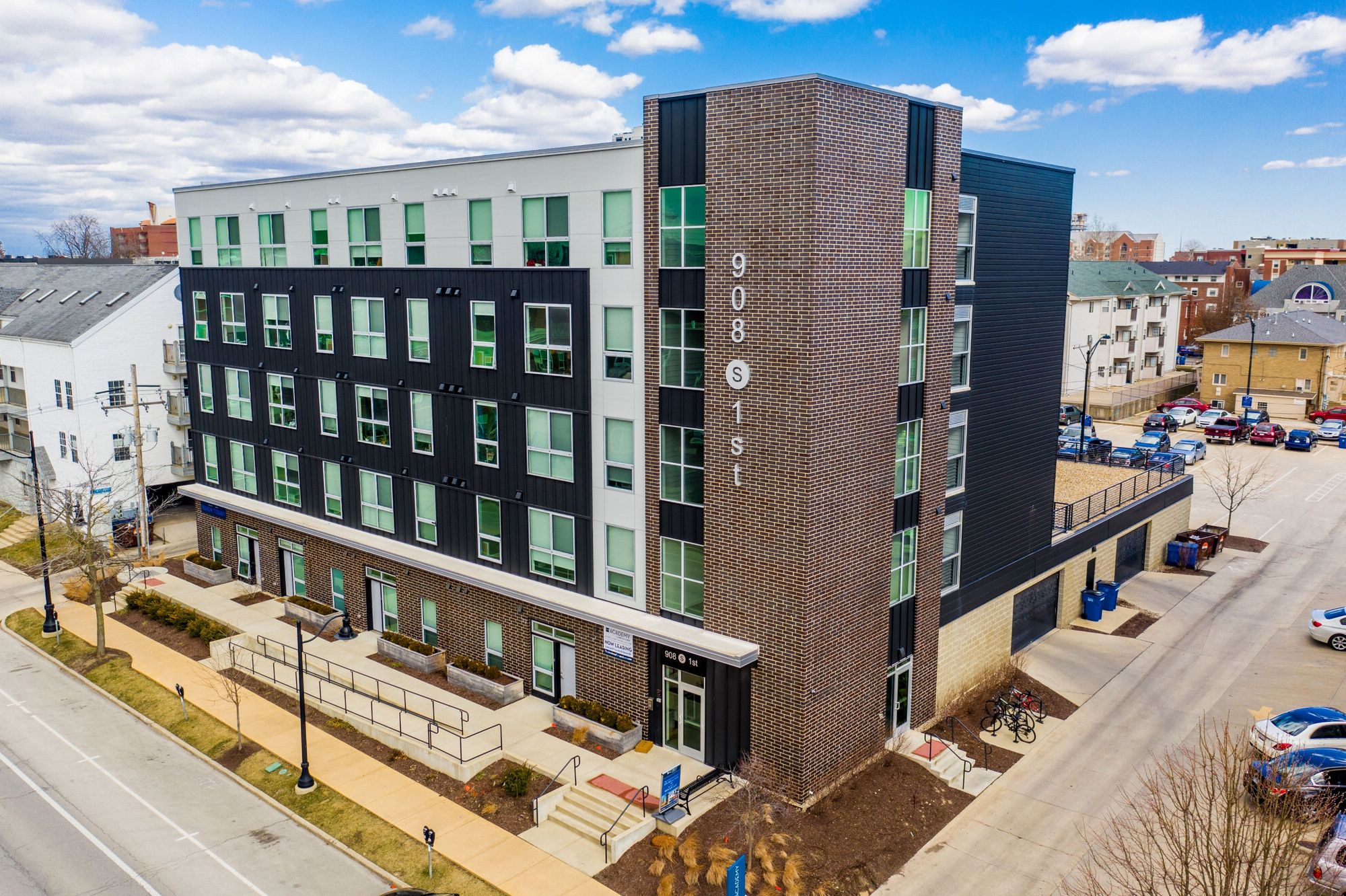 908 1st Street - Champaign-9