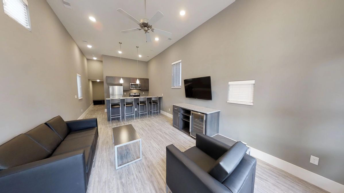 Open Living to Kitchen